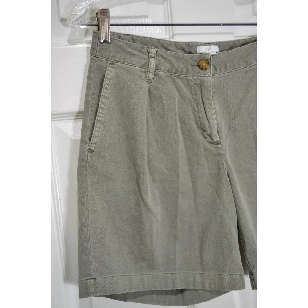 J. Jill Caraway Green Cotton Blend Shorts,‎ Mutiple Pockets,  Size 2 Petite